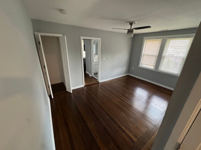 Photo - 437 Wheaton Ave Unit 3