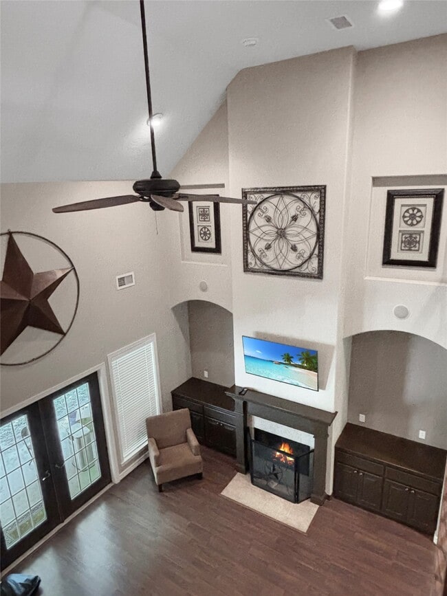 Photo - 289 Broadmoor Dr