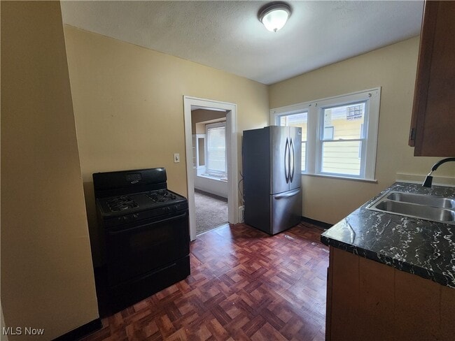 Photo - 1306 E 134th St Unit 1306