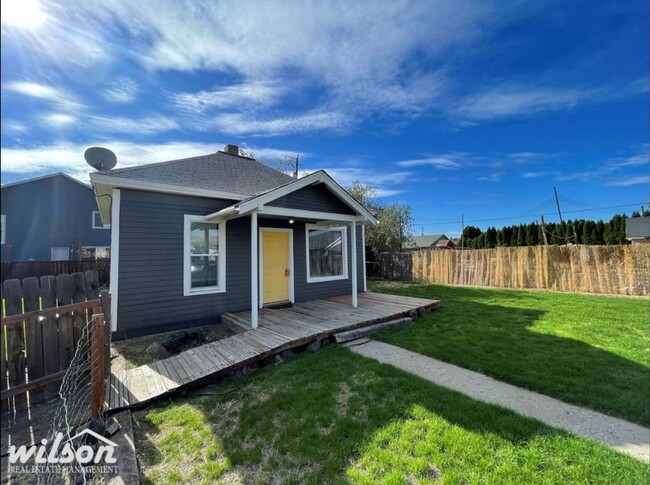 2bd/1ba House Near Discovery Lab Elementar... - 2bd/1ba House Near Discovery Lab Elementar...