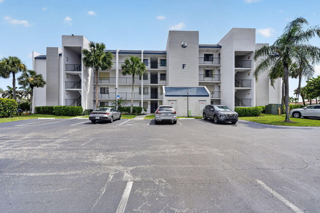 Building Photo - 1605 S US Hwy 1 Unit F306