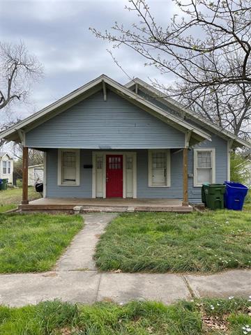 Photo - 118 Center St House