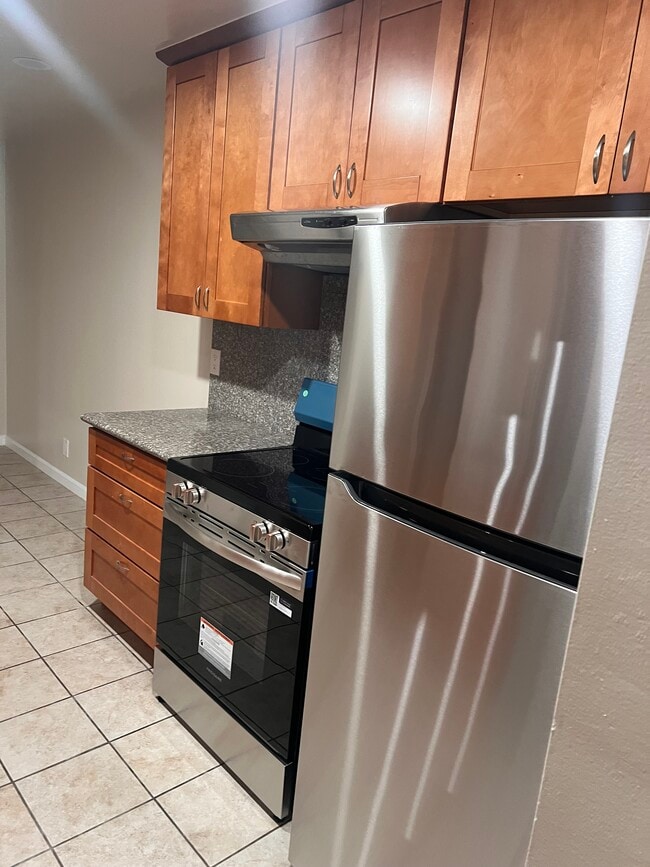 Building Photo - 281 Juana Ave Unit 309