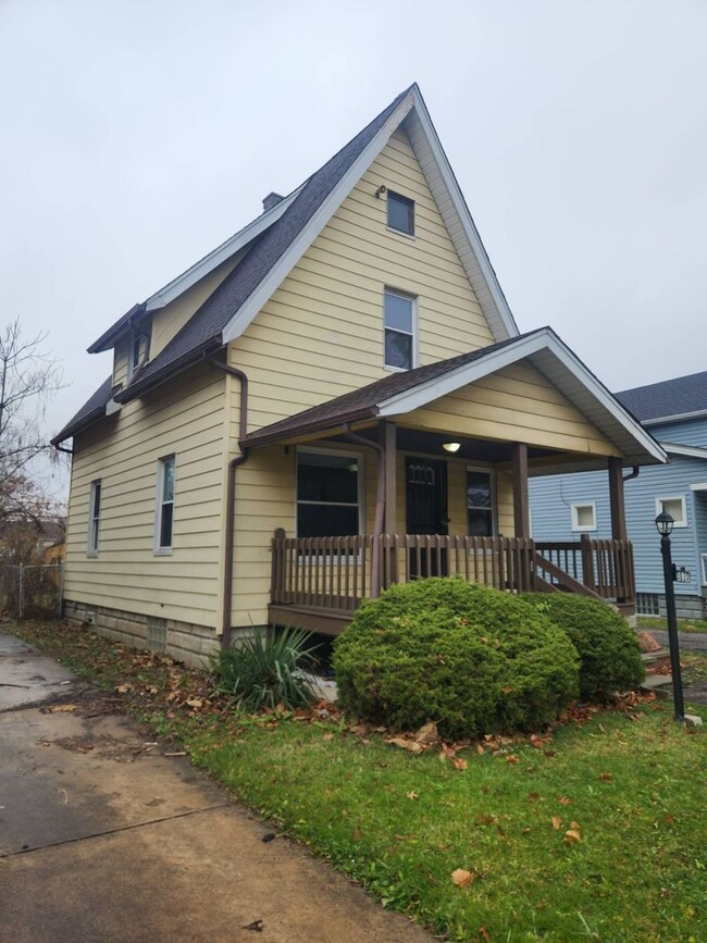 Photo - Charming 2-Bedroom Property in Prime Location