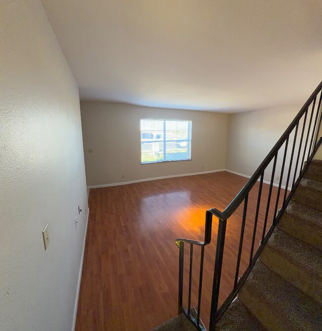 Photo - 121 E 14th Pl