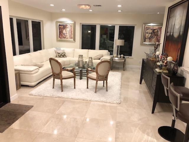 Photo - 2201 SE 20th St