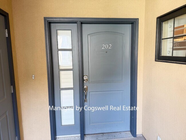 5005 N Edgewood Dr