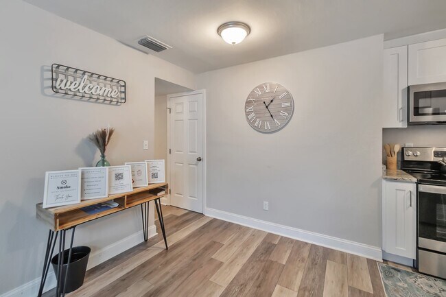 Photo - 3202 E Jean St