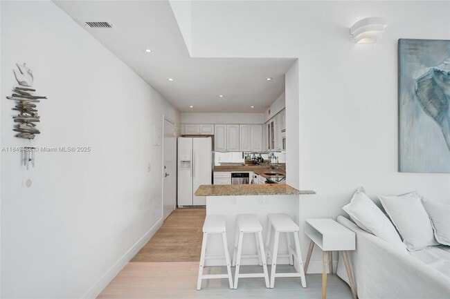 Photo - 6770 Indian Creek Dr Unit TO