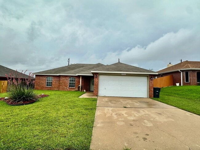Building Photo - 2 Weeks Free Rental