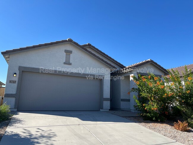 Photo - 4722 N 194th Dr