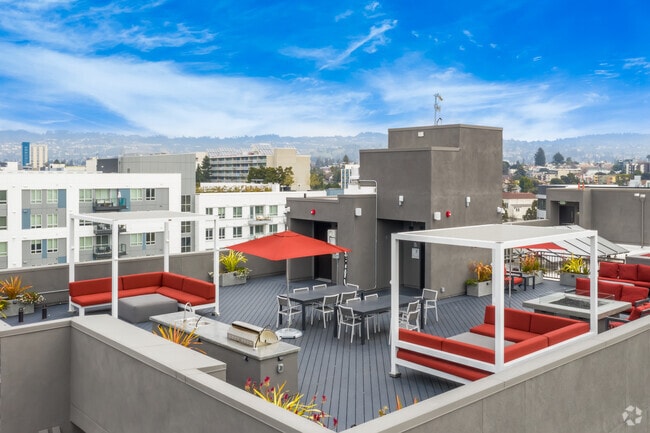 Rooftop Lounge