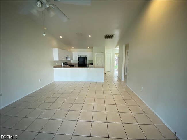 Photo - 622 SE 13th Pl