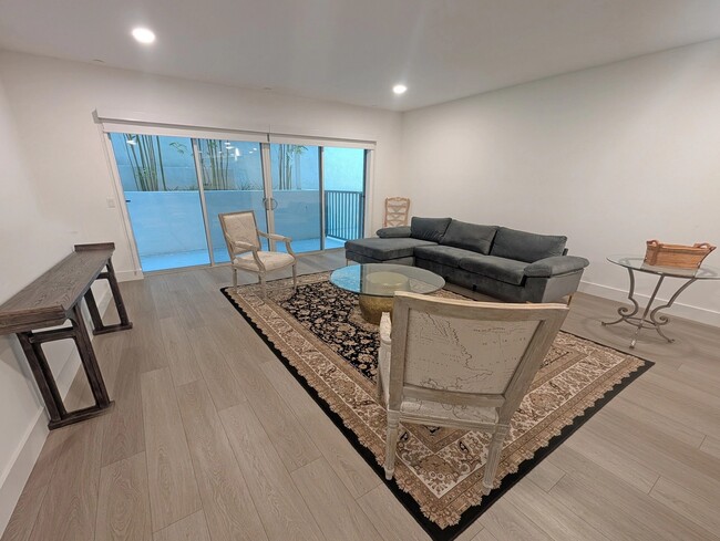 Building Photo - 1330 Federal Ave