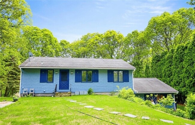 13 Valley Dr