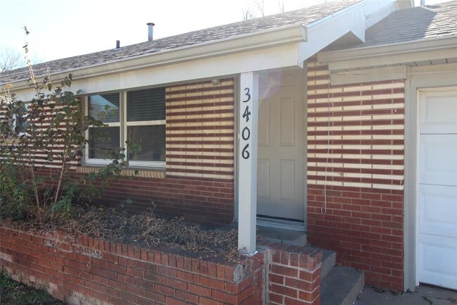 Photo - 3406 Classen Blvd House