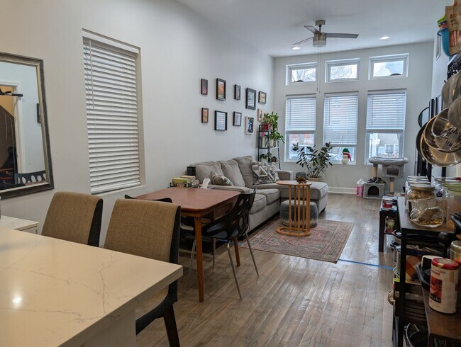 Photo - AM-Moffat LLC Unidad 2434-1A