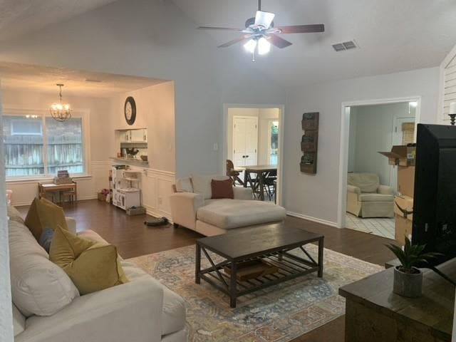 Photo - 990 Camden Dr