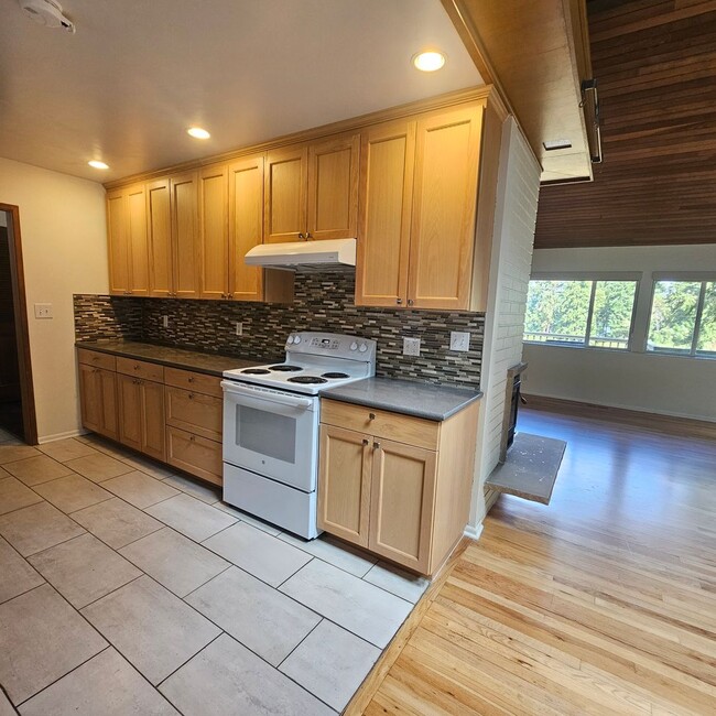 Photo - Private Bainbridge Island Retreat with Acreage & Modern Comforts