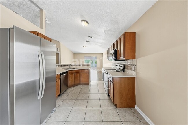 312 Azores Pl