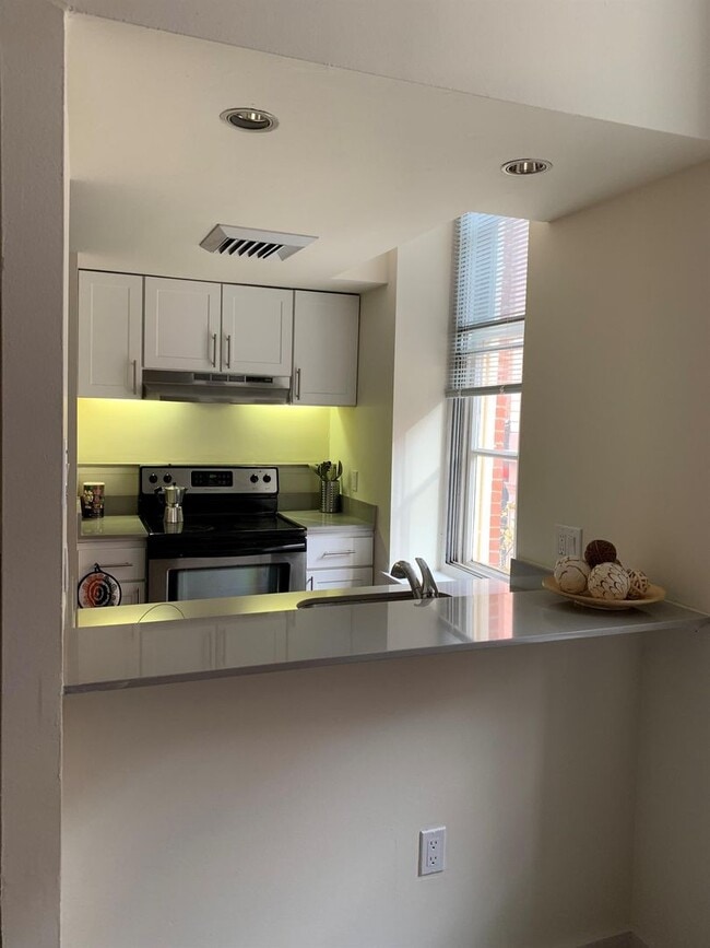 Photo - Welcome to Urban Elegance in the Heart of Historic Old City, Philadelphia Unit 206