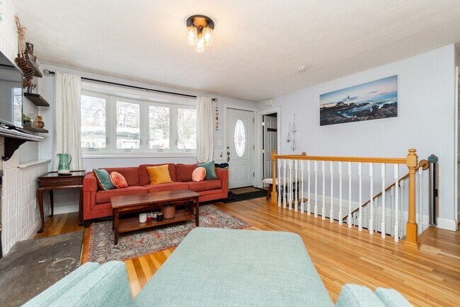 Photo - 73 Winfield St