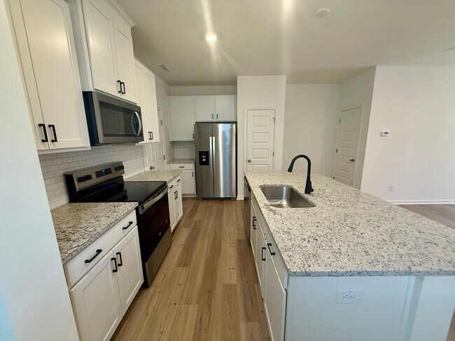 Photo - Three bedroom, 2.5 bath townhome in Mebane...