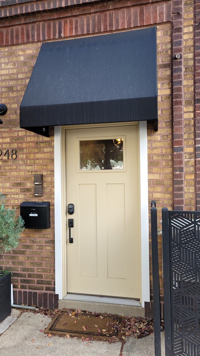 exeterior door - 1248 Federal St Unit D