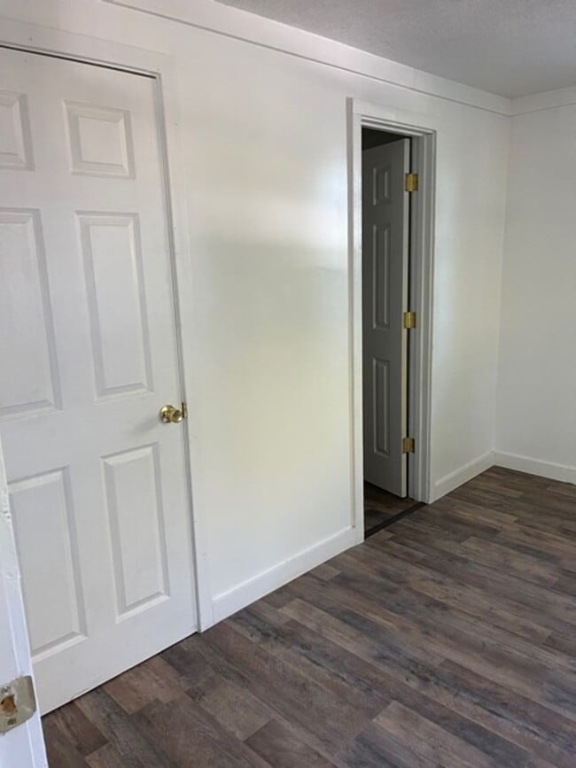 Building Photo - 229 S Washington Ave Unit 229 S. Washington 1 Rental