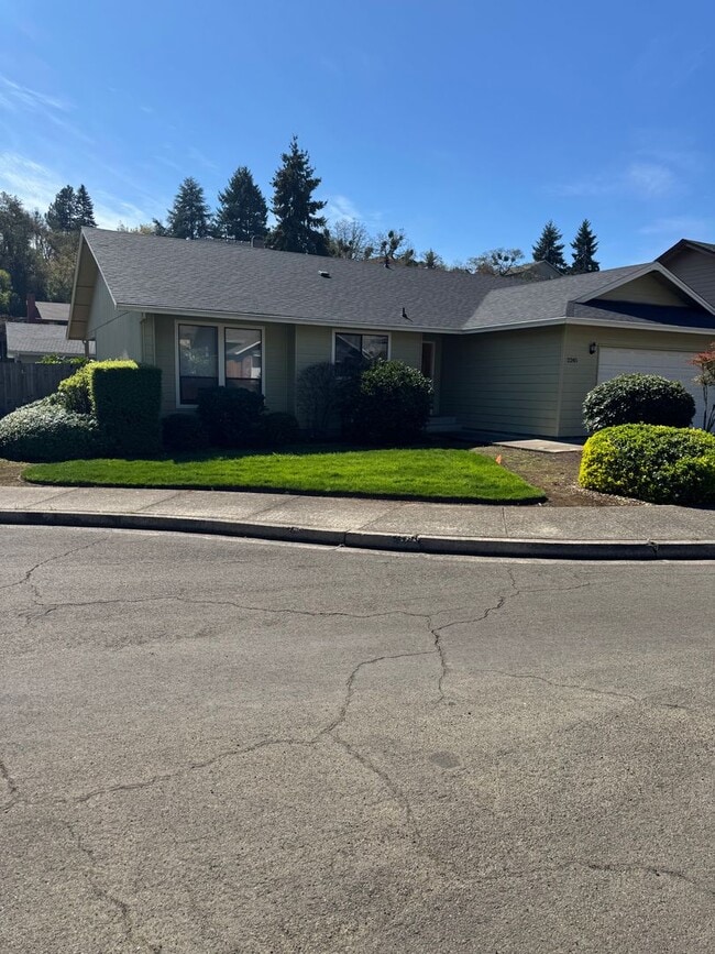 Photo - Hucrest 3 bedroom 2 bath home with garage