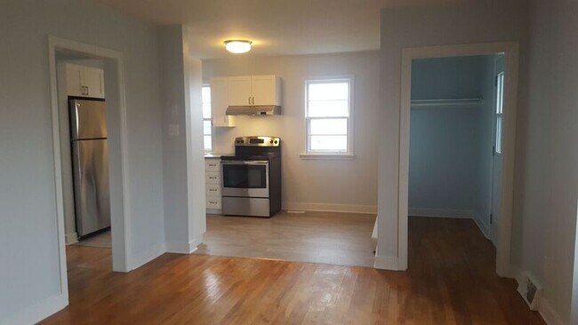 Photo - 1453 Main Rd