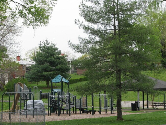 Photo - 510 Meade Ave Unit Apt #2