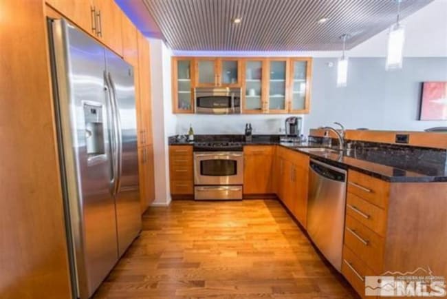 Photo - 255 N Sierra St