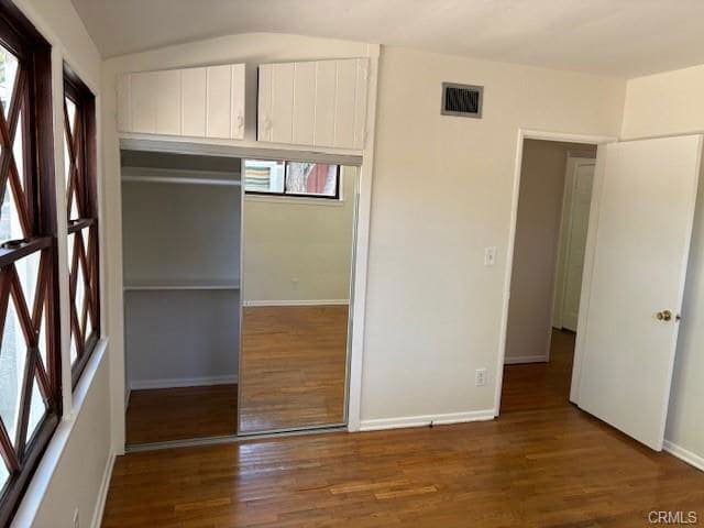 Photo - 22354 Burbank Blvd