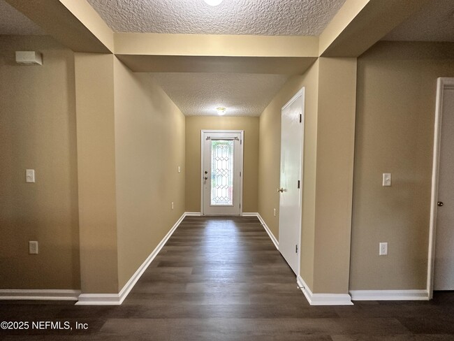 Photo - 2231 Brian Lakes Dr N