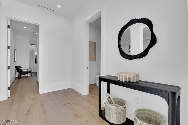 Photo - 201 8th St S Unit 209