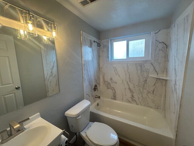 Photo - 967 W 2000 N Unit 967-Downstairs