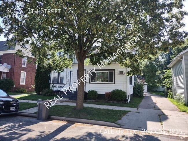 Building Photo - 301 S 7th St Unit 2 Rental