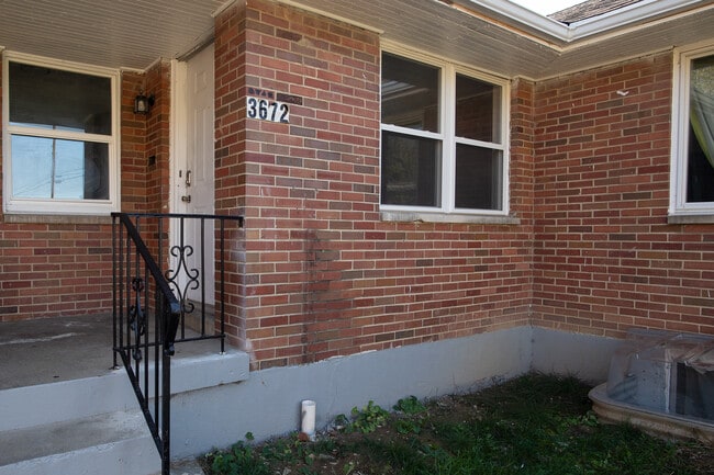 Photo - 3668-3674 Karwin Dr Unit 3672