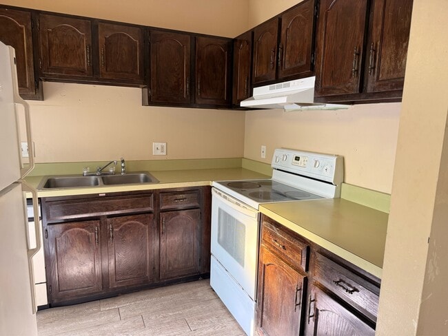 Photo - 407 Wethersfield Ave