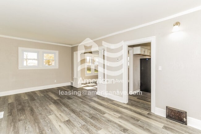 Photo - 208 N Walnut St