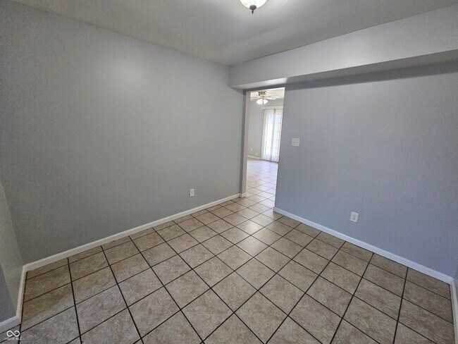 Photo - 6314 Commons Dr
