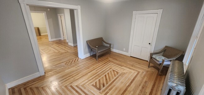 Building Photo - 41 S Main St Rental