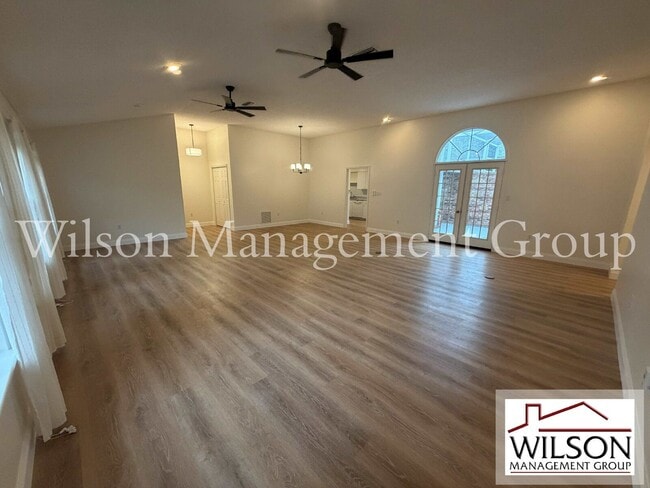 Photo - 2535 S Glen Eagles Dr