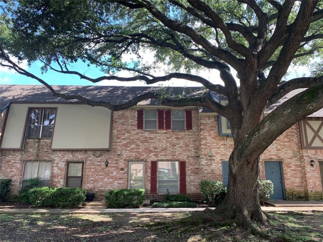 Building Photo - 14715 Barryknoll Ln Rental