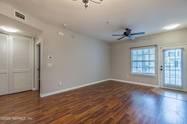 Photo - 2200 Marsh Hawk Ln Unit 502