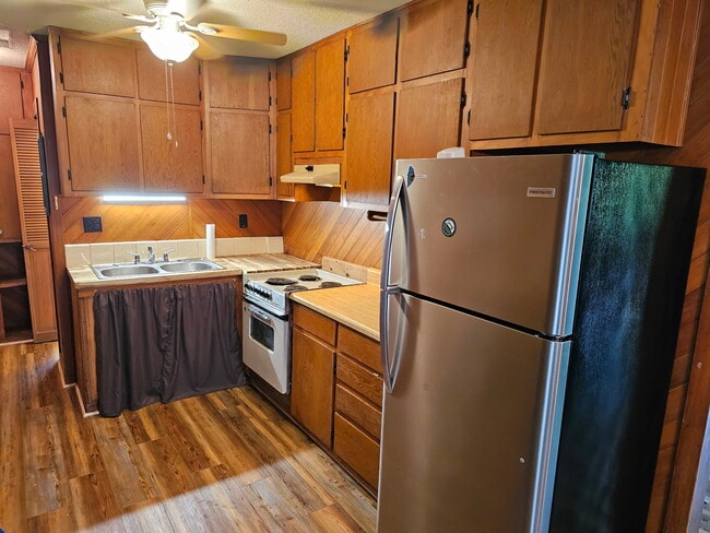 Photo - 123 Harbor Dr Unit Goodwinapt