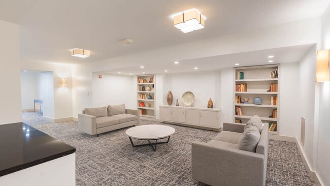 Lobby - 3003 Van Ness