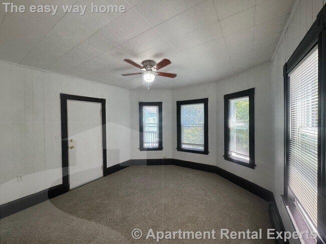 Photo - 53 Hinckley St Unit #2