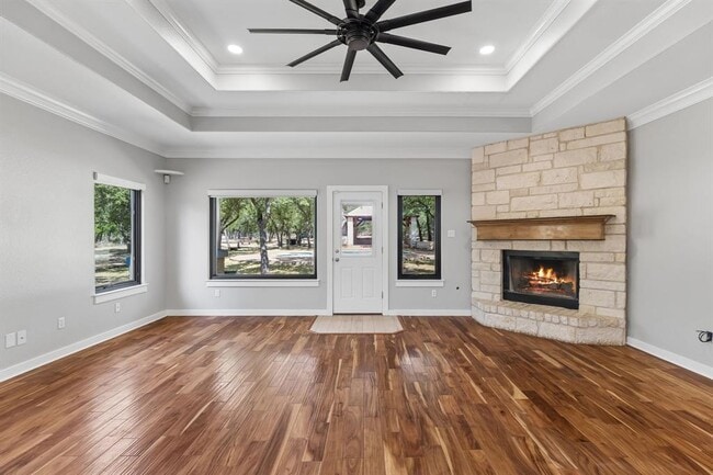501 Lone Star Dr